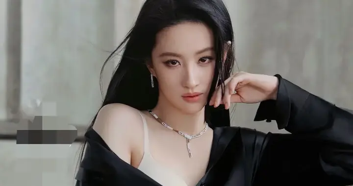 要不要这么美啊！以后夸人不用词穷了：你今天真刘亦菲～