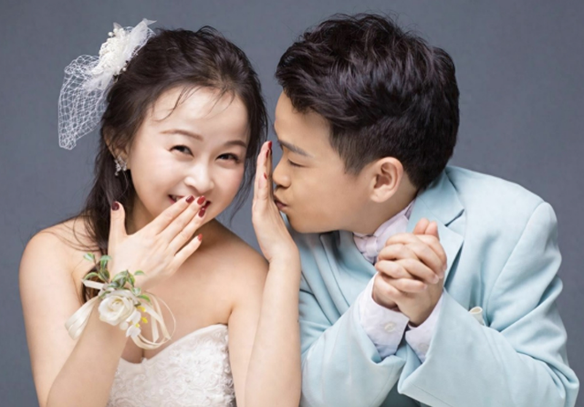 小矮人也出轨？36岁袖珍女演员被前夫实锤，晒炸裂记录彻底撕破脸