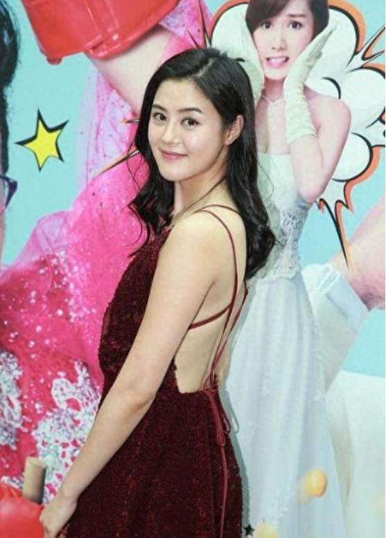 TVB“御用情妇”顶40度高温工作，穷到5000元没有，被指卖惨作秀