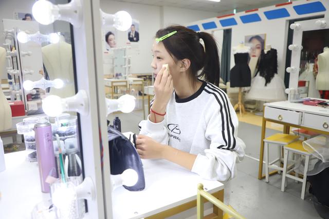 中考落榜上什么学校？初中毕业学汽修