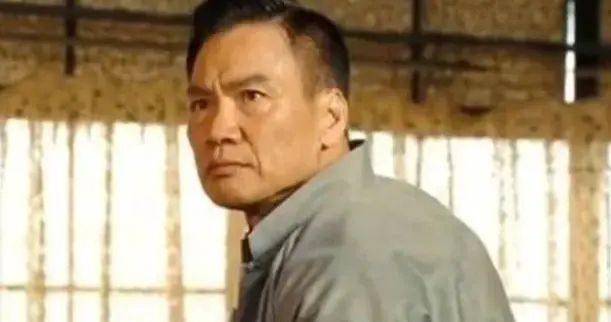 老戏骨罗莽被曝失联！港媒：手机号码已停机，将缺席所演电影宣传