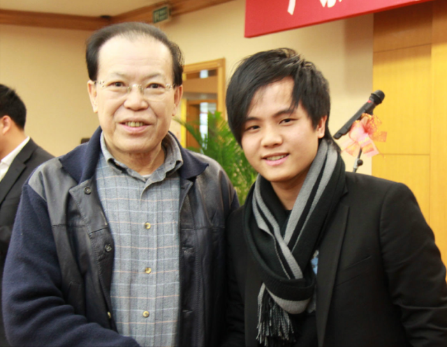 郑源|春晚都请不动，却没人敢说他耍大牌！4重身份曝光，到底什么来头