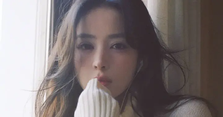 娜扎 元旦这三组都拍的好好 ???