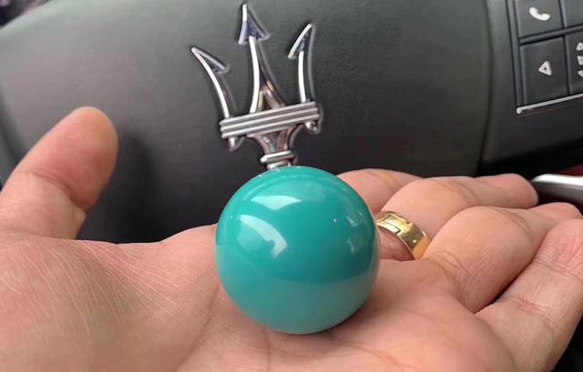 绿松石|求一颗这样的绿松石圆珠也不容易