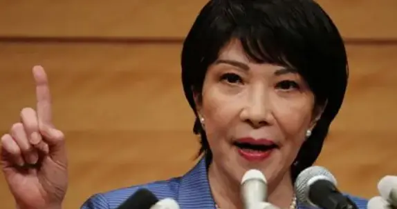 高市言论风波才半月，久居日本的郑伊健，因一个举动实现口碑暴增