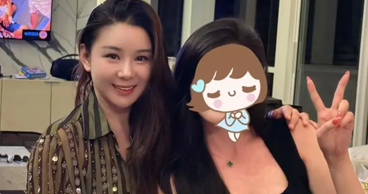 李小萌幸福肥来得好猛，不修图看着胖好多，状态超级无敌也很年轻