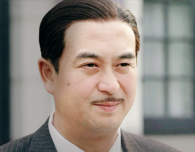 张嘉益新剧《花开如梦》开播，2集没看够，国产剧果然得看张嘉益