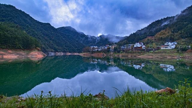 饵料|春季水库野钓，什么是钓浅中深，深中清？