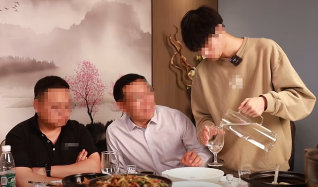 饭局上，领导让你去买烟，别傻傻听不懂，你可要当心了
