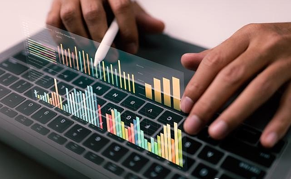 AI与PC深度融合，骁龙X Elite在AIPC新赛道上发光发亮