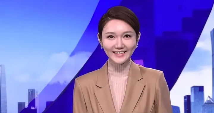 “踢走”董卿，屡次出错却被力捧，这位80后女主持有何过人本事