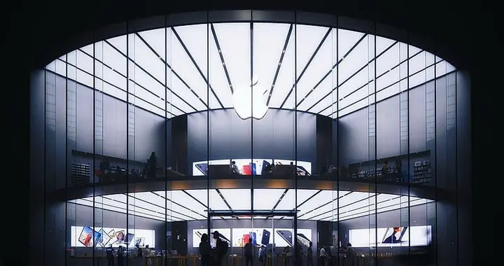 苹果定档9月10日凌晨：iPhone 17 领衔，11款新品有何惊喜？