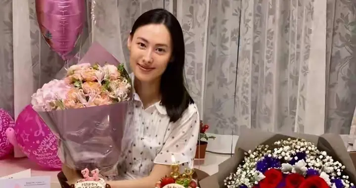 梁洛施晒5亿豪宅！曾为李泽楷连生三子，如今住 2万尺豪宅尽显气派