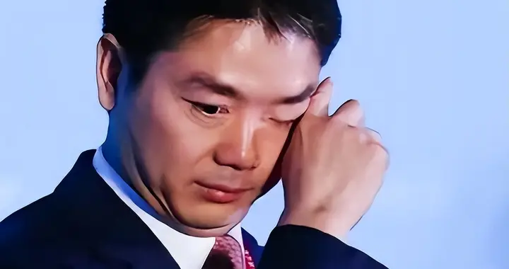 钱再多有什么用？52岁刘强东上千亿身家，儿子却是他一生的遗憾
