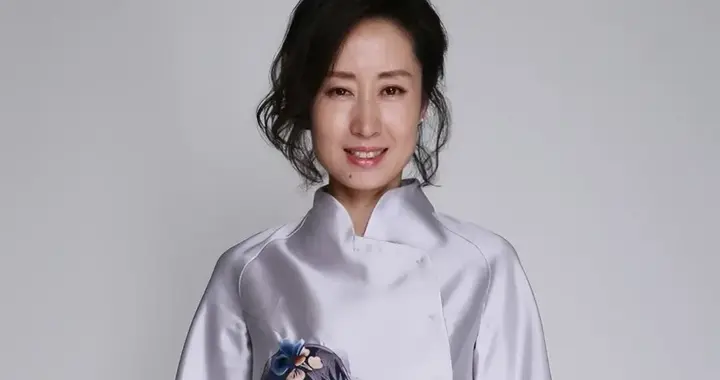 明星写真图片｜刘敏涛