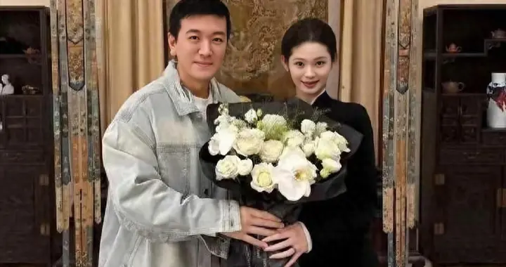 杨子带28女友见91岁母亲，女方履历不一般，黄圣依17年付出一场空