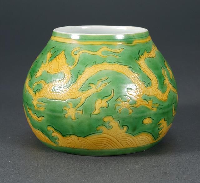 |不同年代的鸡心罐瓷器如何断代