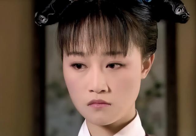 “自带苦相”的7位女星越看越丧，五官漂亮却演啥都苦情，太吃亏