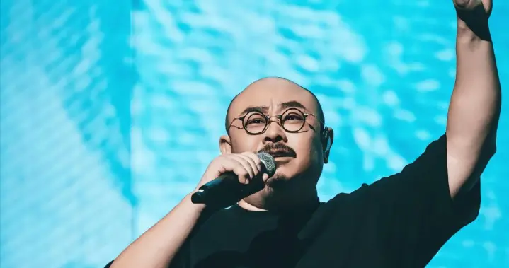 终于等到这一天，54岁刀郎深夜官宣喜讯！罗大佑的话，有人信了