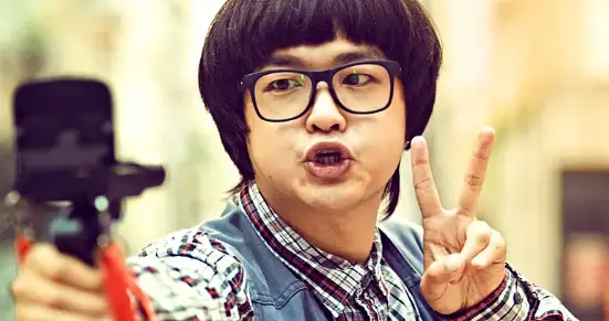 连夺8天冠军，《疯狂动物城》都压不住，包贝尔终于摆脱烂片之王