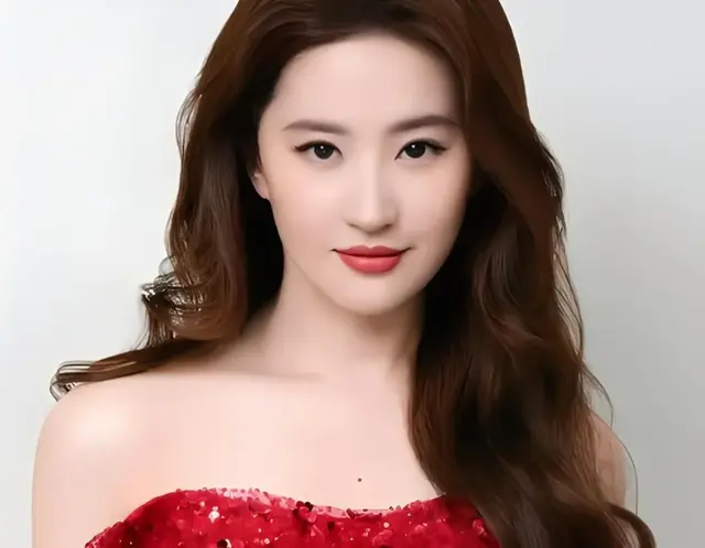 刘亦菲红裙拉丁舞首秀：打破次元壁，绽放多元魅力