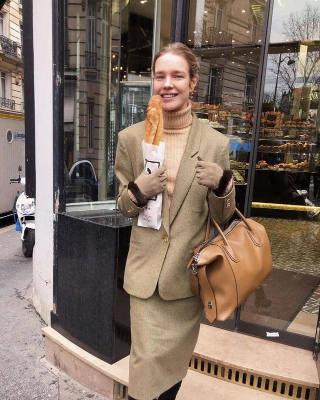 lv|LV太子妃通过DNA找回失散20多年亲妹，网友：这是什么电影剧情