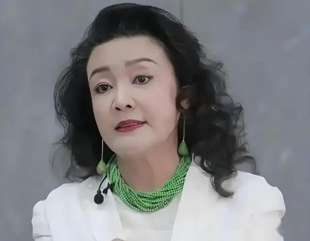 泪目！张兰发文悼念大S，字字烧心，网友哭了！