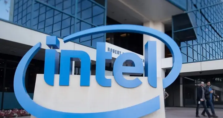 榜上大金主：爆料稱英特爾2028年或將代工蘋果處理器