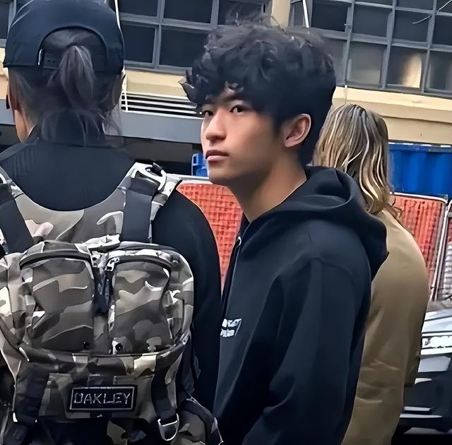 张柏芝紧急入院？长子谢振轩恋上46岁女教练？