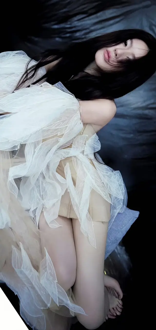 赵露思，那种天然加科技之美，塑造出完美颜值