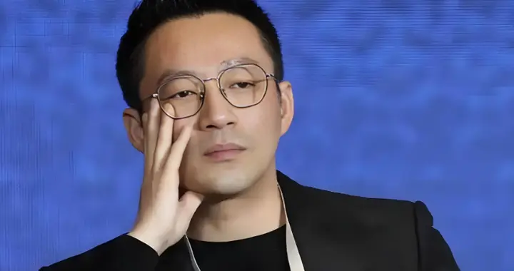 刚胜诉不到半月，汪小菲再次迎来大麻烦，麻六记或将遭流量反噬