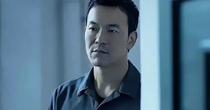 段奕宏说的没错，不拍戏就消失的廖凡，早已在另一个圈子红得发紫