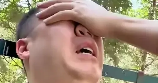 卖股票时最忌讳的是什么呢？答案是:贪。怎么避免呢？加强学习！