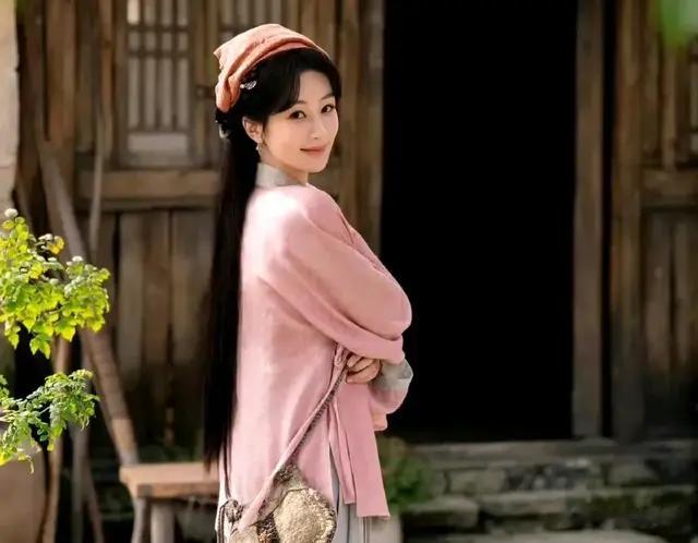 杨紫、杨幂、迪丽热巴、白鹿、李现、李一桐、虞书欣、陈都灵