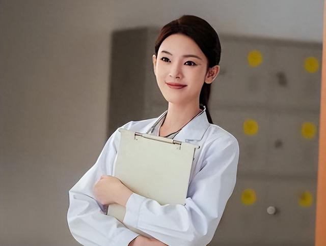 颜值高演技好，出道多年不火，被称内娱遗珠，今新剧吊打主角光环