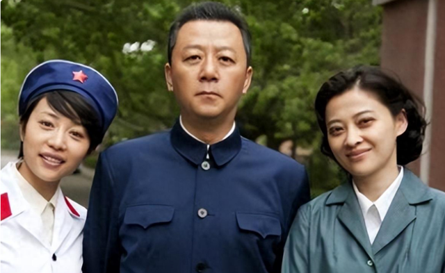 影视剧中笑死人的穿帮镜头，简直太雷人了，就连父母爱情都没躲过