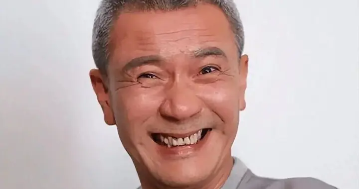 被上戏淘汰、离婚独自带女儿：那个叫姚安濂的老戏骨，苦熬了25年