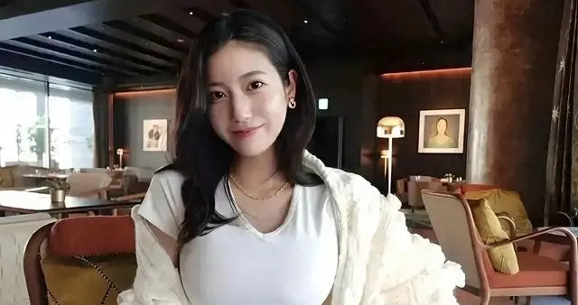 日本新晋女神！阿部夏树，魔鬼般的身材比例，算得上是顶级天赋