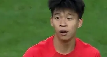 中国U22男足0:0战平泰国，踢法肮脏的泰国足球脸都不要了