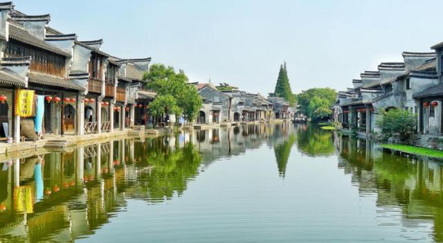 古镇|中国8个古朴安逸的古镇，适合旅居度假小住几日，有你喜欢的吗？