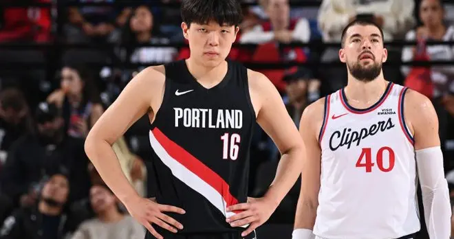 杨涵森NBA得分追平孙悦却遭遇尴尬：或即将跌出开拓者轮转阵容