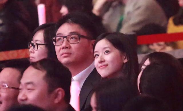 京东回应章泽天加入光明会传闻：刘强东章泽天夫妇已向公安报案！