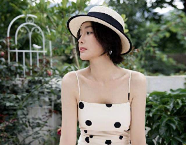 秦岚的田园生活好轻松惬意。