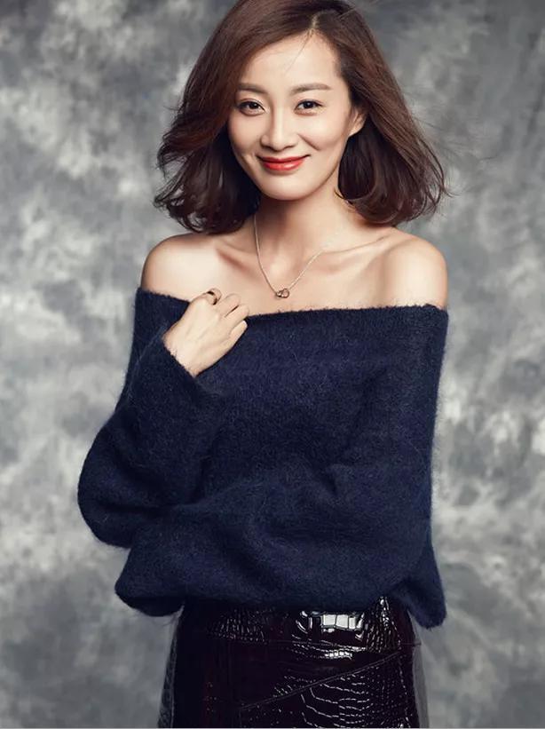 曾3次上春晚，长得漂亮戏也好，为人低调不张扬，追求平淡生活