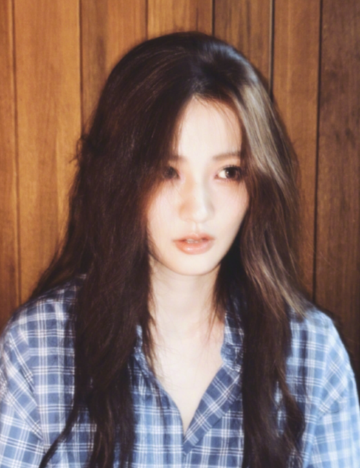 徐璐：蓝格衬衫里的自在时光