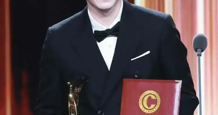 刘昊然，开除95后小生