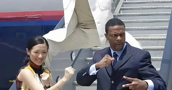 热搜第一！特朗普“催更”成龙：大哥，再跳一次空调外机呗？