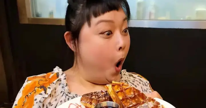 前TVB女星年初减肥达至最Fit状态，年底哭诉复胖暴饮暴食