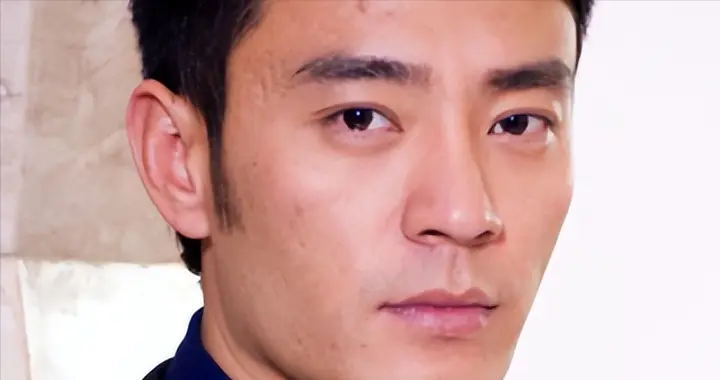 他娶过郝蕾，爱过王珞丹，负了殷桃，没想到38岁时娶了小十岁的她