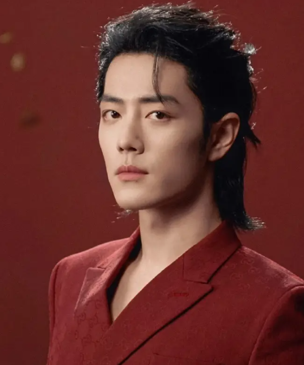 肖战嫌自己作品太少？徐克钦点，为拍射雕猛健身增重